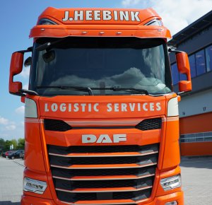 XG+ DE 125STE DAF BIJ J. HEEBINK LOGISTIC SERVICES