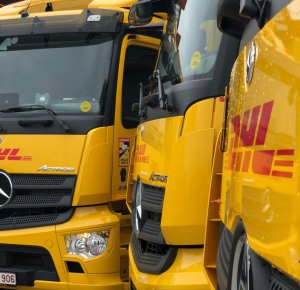 DHL Global Forwarding kiest voor Mercedes-Benz Actros 2133