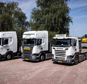 Heldens kiest met twee jong gebruikte Scania’s voor betrouwbaarheid en uitstraling.