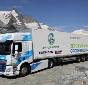 DAF CF Electric bedwingt dé bergpas van Europa