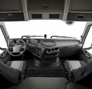 Volvo's meest verkochte truck viert 30 jaar innovatie
