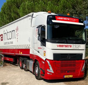 175e Volvo-truck voor Veenstra|Fritom