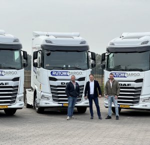 MAAR LIEFST 100 daf’s xg VOOR RUTOM CARGO B.V.