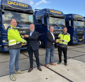 Eerste trucks in Dachser-kleuren voor Müller Fresh Food Logistics
