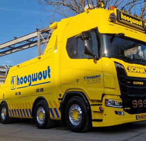 Nieuwe Scania R770 8x4 V8 voor Hoogwout Berging geschikt voor de allerzwaarste klussen