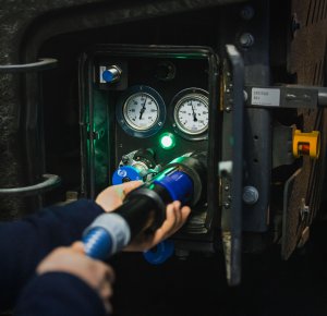Persbericht titelKrachtig en zuinig: maak kennis met de toekomstige waterstoftruck van Volvo Trucks