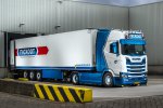 De 100ste truck van Nickoot is een Scania V8